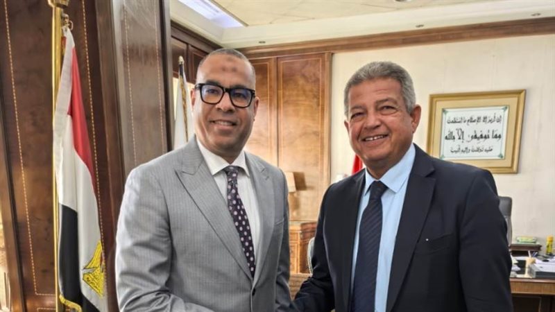 مهندس خالد عبد العزيز