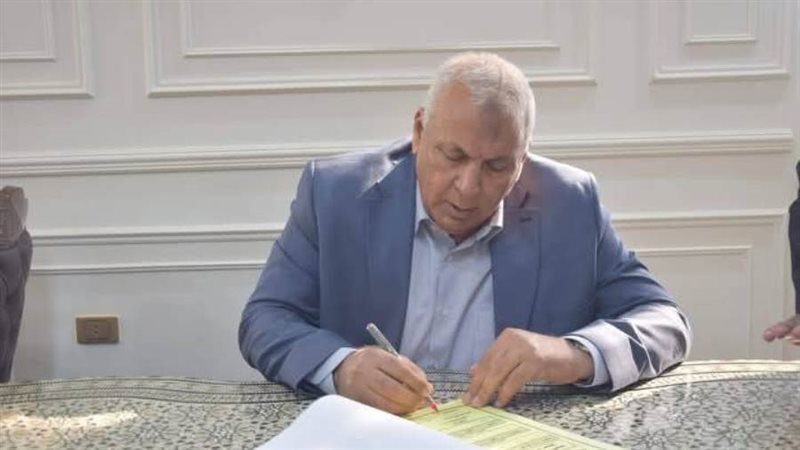 محافظ الوادي الجديد