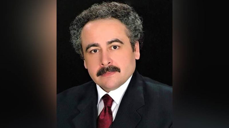 الشاعر والمفكر الدكتور