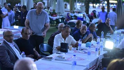 رموز الزمالك يطالبون باستعادة أرض أكتوبر بعد سحبها