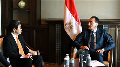 رئيس الوزراء يلتقي محافظ بنك اليابان للتعاون الدولي 
