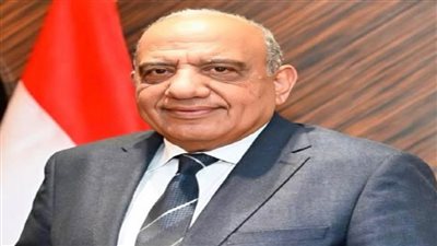 عاجل.. تعرض موكب وزير الكهرباء لحادث مروري
