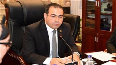 اتحاد شباب المصريين بالخارج ينتقد ازدواجية الشرطة الإنجليزية في التعامل مع محاولات اقتحام السفارات المصرية 