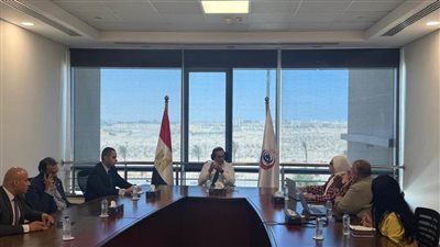  وزير الصحة يتابع استعدادات النسخة الثالثة من المؤتمر العالمي للسكان والصحة والتنمية البشرية