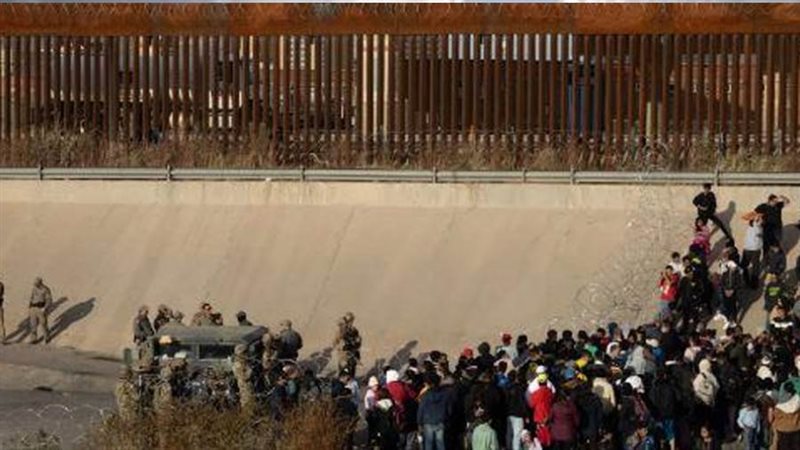 تراجع المهاجرين لأمريكا