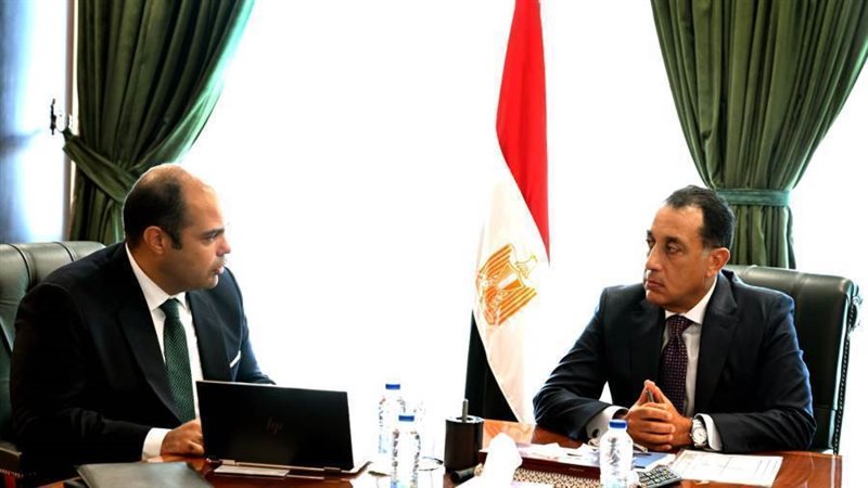 مدبولي مع رئيس جهاز