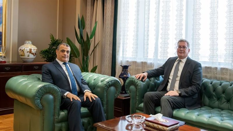 لقاء وزير الانتاج