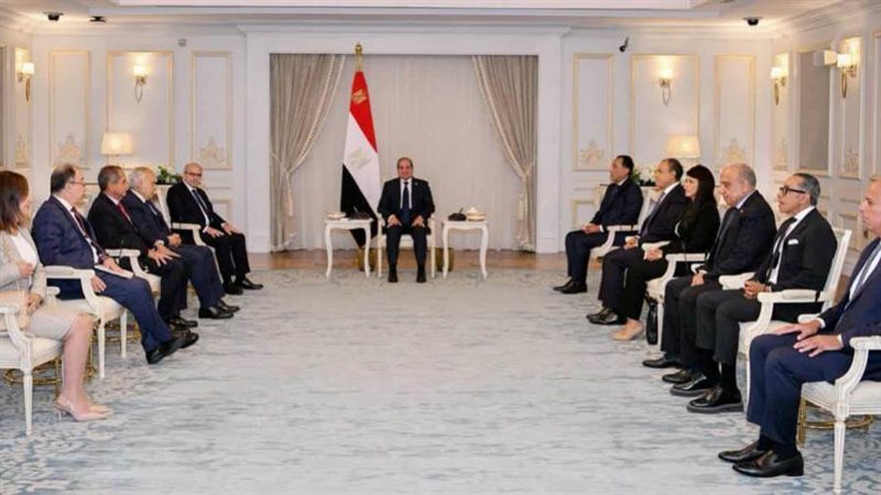 الرئيس السيسي يستقبل