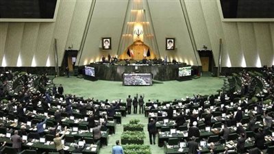 مشروع عاجل في البرلمان الإيراني للانسحاب من معاهدة حظر الانتشار النووي