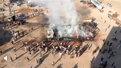 حريق يلتهم 4 سيارات بجراج في الشرقية والحماية المدنية تسيطر