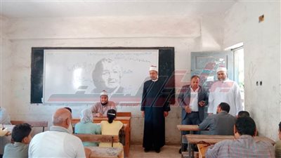 إقبال كثيف على مقرات 