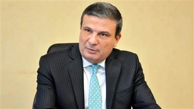 وزير الزراعة: استمرار عمليات ضخ وصرف الأسمدة لضمان التغطية الكاملة لاحتياجات المزارعين