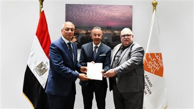 المتحف المصرى الكبير يحصل على اعتماد تقرير الانبعاثات الكربونية استعدادا لافتتاحه