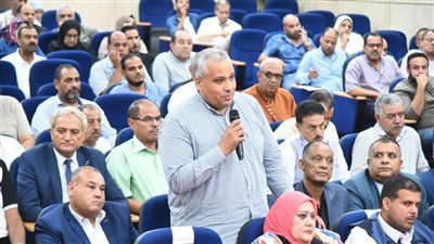 محافظ مطروح يوجه بالاستعداد المبكر لموسم الشتاء القادم لمجابهة الأمطار والسيول   