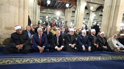 الأزهر يحتفي بذكرى المولد النبوي بحضور قيادات دينية وسياسية