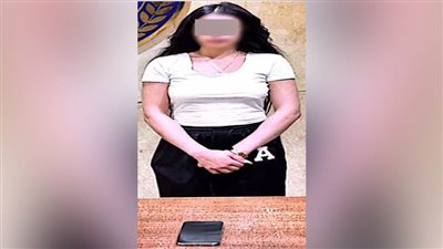 ضبط صانعة محتوى لنشرها مقاطع فيديو تتضمن ألفاظًا خارجة