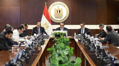  الصحة: اجتماع وزاري لتيسير الإفراج عن سيارات ذوي الإعاقة وتشديد الرقابة