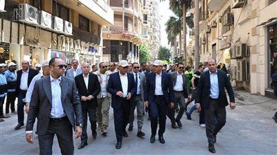 رئيس الوزراء يتفقد مشروع تحسين الصورة البصرية للقاهرة الخديوية 