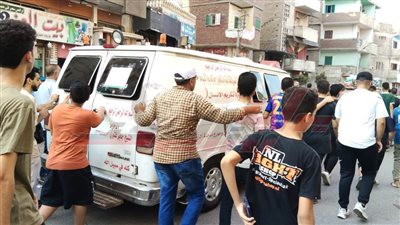 الشراقوة يودعون الطفل ياسين ضحية عقار الزقازيق المنهار