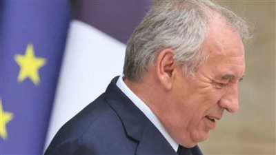 رئيس الوزراء الفرنسي فرانسوا بايرو يخسر تصويت الثقة في الجمعية الوطنية