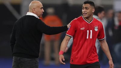 عاجل| نكشف اللغز.. لماذا يجلس البلدوزر على 