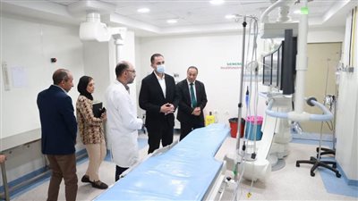 نائب وزير الصحة يتفقد تطوير مستشفيي أبنوب المركزي والمبرة للتأمين الصحي بأسيوط