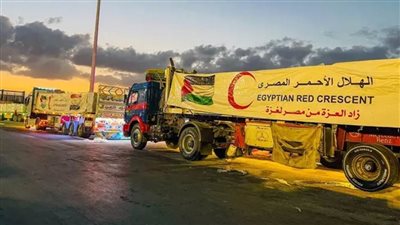 القاهرة الإخبارية: قافلة المساعدات الـ34 تنطلق من مصر إلى غزة