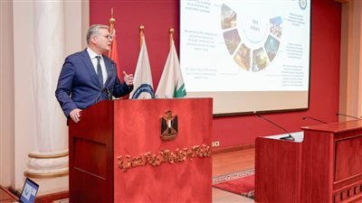 وزير البترول يلتقي رؤساء الشركات العالمية العاملة في مصر