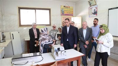 نائب وزير الصحة يتفقد المعهد الفني الصحي ومنشآت صحية ببني سويف