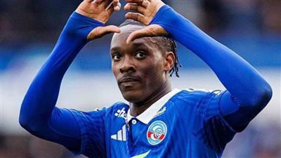 تشيلسي الإنجليزي يعلن التعاقد مع المهاجم الهولندي إيمانويل إيميجا
