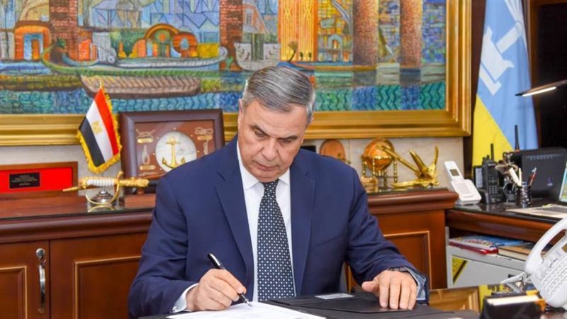 محافظ الإسكندرية