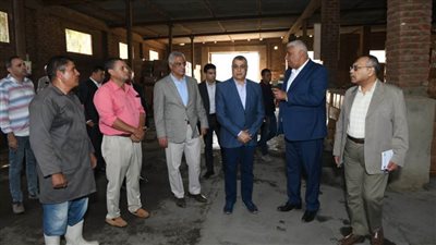 وزير الإنتاج الحربي يتابع سير العملية الإنتاجية بـ (مصنع 18 الحربي) في زيارة مفاجئة