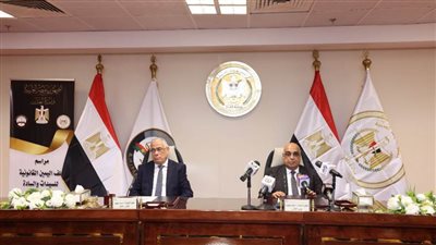 أعضاء النيابة العامة الجدد يؤدون اليمين القانونية أمام وزير العدل بحضور النائب العام