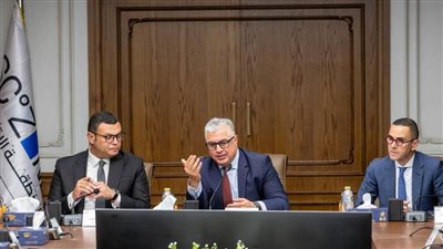 بإيرادات قياسية 11,6 مليار جنيه.. مجلس إدارة اقتصادية قناة السويس يعتمد الحساب الختامي للعام المالي المنقضي