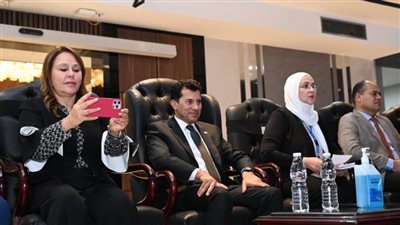 وزير الرياضة يشهد افتتاح بطولة إفريقيا للشباب للكرة الطائرة تحت 20 عامًا بالقاهرة
