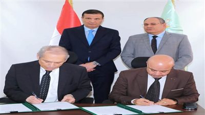 وزير الزراعة يشهد توقيع بروتوكول تعاون بين 