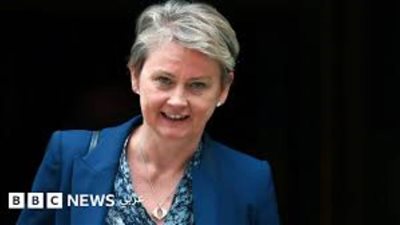 بريطانيا تدين الهجوم الإسرائيلي على غزة وتصفه بـ 