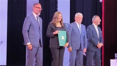  مستشارة وزير السياحة تشارك في فعاليات تسلم مصر جائزة الآغاخان عن مشروع 