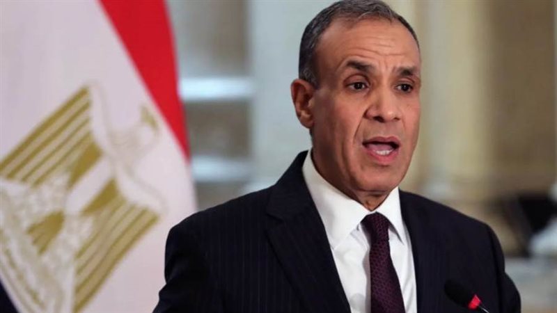 الدكتور بدر عبد العاطي