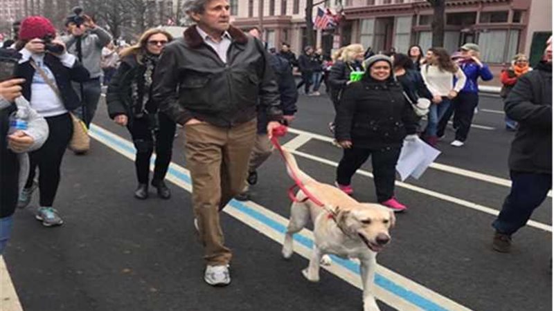 جون كيري يشارك في