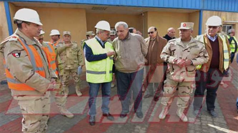 بالصور.. محلب ومميش