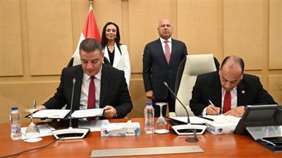  توقيع بروتوكول تعاون لرعاية المسنين المحالين للتقاعد من وزارة الصناعة 