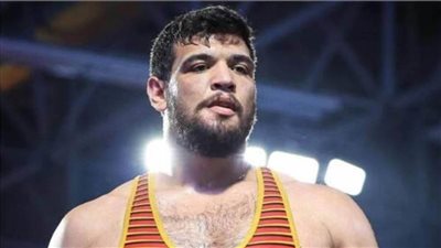 القصة الكاملة لأزمة عبد اللطيف منيع مع اتحاد المصارعة واستبعاده من بطولة العالم