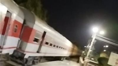 عودة حركة القطارات عقب خروج قطار عن القضبان بمحطة شبين القناطر