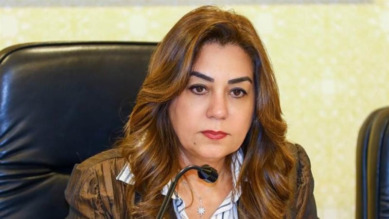 الدكتورة منال عوضوزيرة