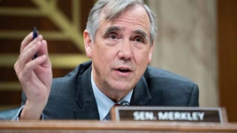 السناتور جيف ميركلي