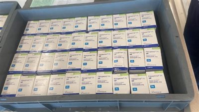 جمارك مطار برج العرب تضبط محاولة تهريب كمية من الأدوية البشرية