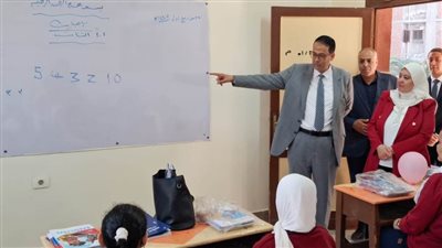 بالصور.. وكيل 