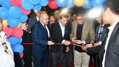 وزير الشباب والرياضة ومحافظ الجيزة يفتتحان عددًا من المنشآت الرياضية بنادي 6 أكتوبر