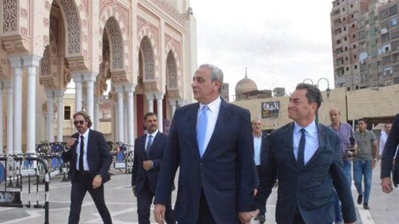 محافظ الغربية والسفير